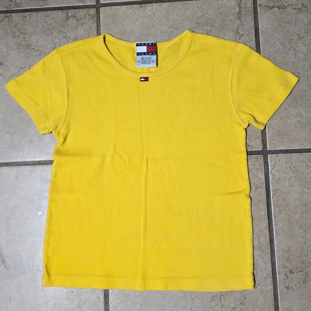 Vintage Y2K Tommy Hilfiger Jeans Yellow Cotton Tee Shirt Size Small 💛